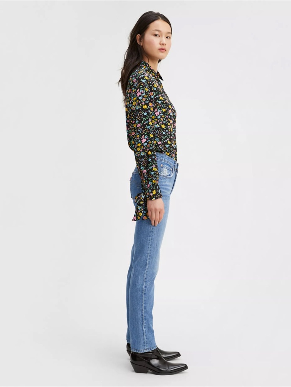 Levi's Original 501 Jeans - Picture 2 of 13